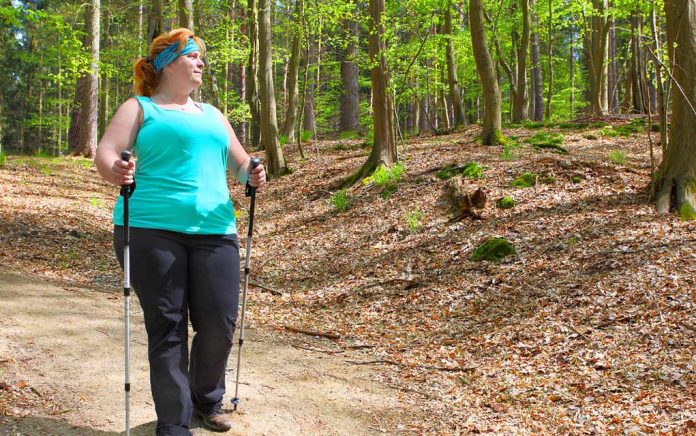 hot hikes with thick thighs