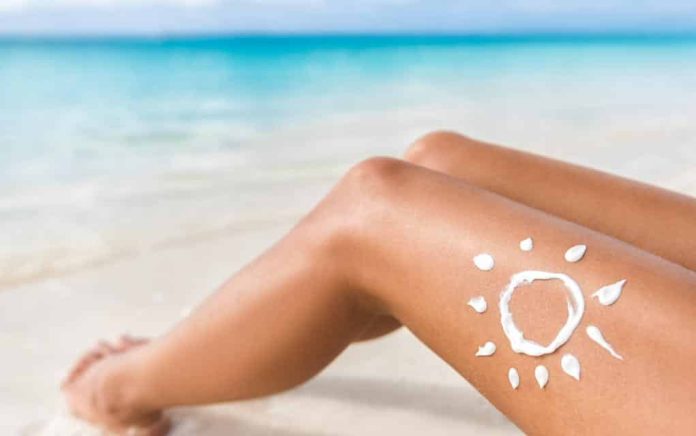 Sunscreen-and-Toxins-Is-Your-Sun-Protection-Dangerous Sunscreen and Toxins: Is Your Sun Protection Dangerous?