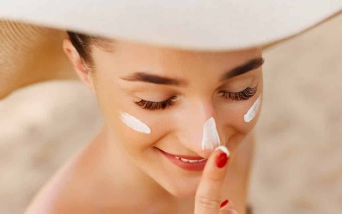 When-Do-You-Actually-Need-Sunscreen When Do You Actually Need Sunscreen?