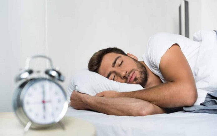 Why-Its-Important-to-Sleep-Before-This-Hour Why It's Important to Sleep Before This Hour