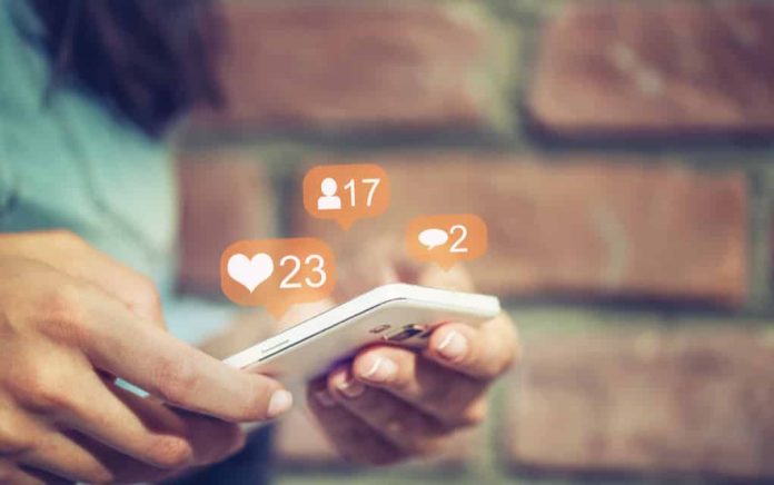 7-of-the-Most-Dangerous-Social-Media-Challenges-of-All-Time 7 of the Most Dangerous Social Media Challenges of All-Time